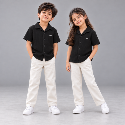 Children wearing the Jee. Waffle Button-Down Shirt in Black